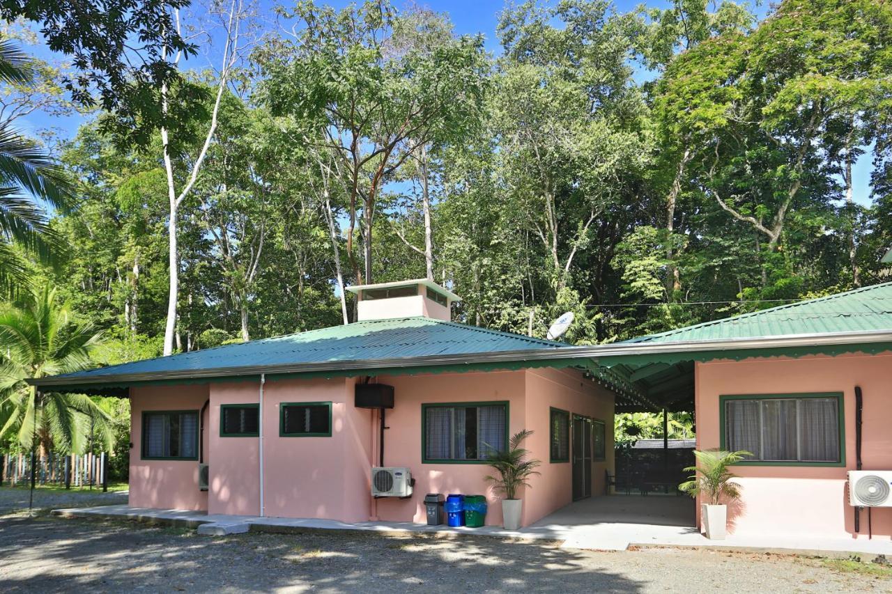 Manzanillo Caribbean Resort Puerto Viejo de Talamanca エクステリア 写真